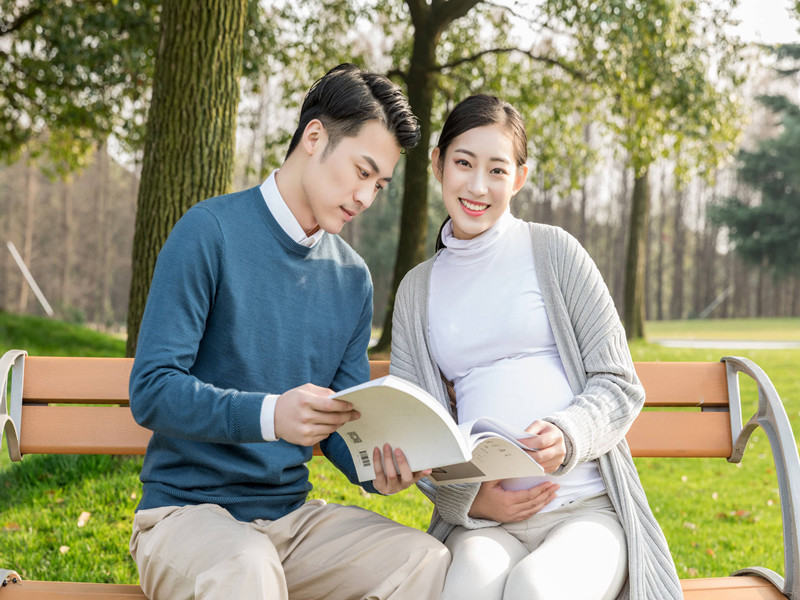 寶寶降生，如何選擇一個(gè)最吉祥的出生日子？